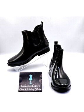 Michael Kors Women's Black Rubber Waterproof Chelsea Rain Boots Size 8 2378